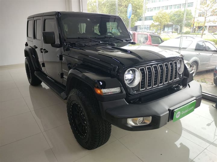 Jeep Wrangler 2024 2024款 2.0T 撒哈拉四门版