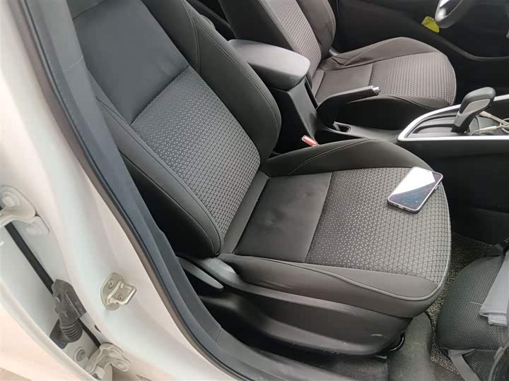 Chevrolet Onix (Cavalier) 2022 2022款 325T 自动欣悦版