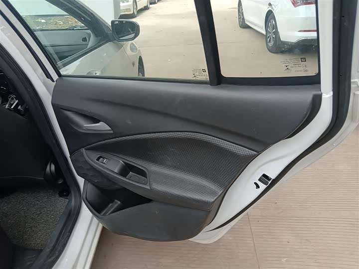 Chevrolet Onix (Cavalier) 2022 2022款 325T 自动欣悦版