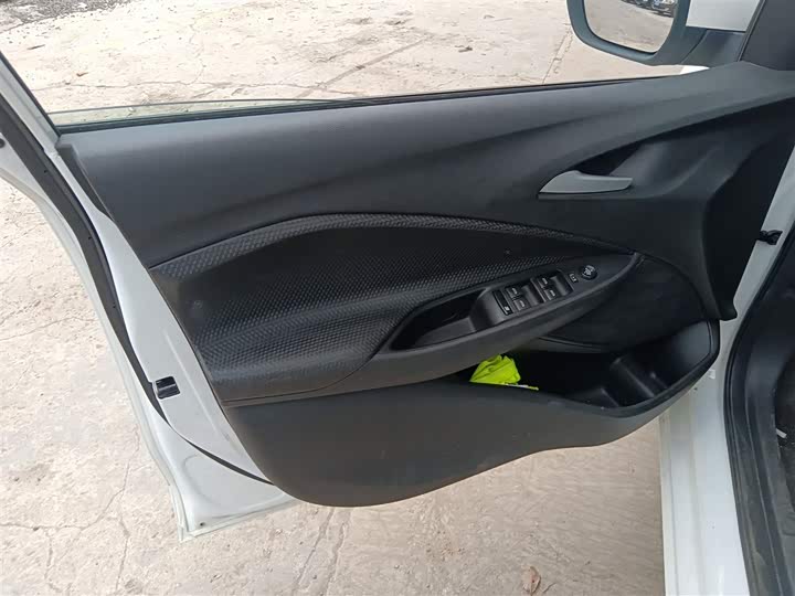 Chevrolet Onix (Cavalier) 2022 2022款 325T 自动欣悦版