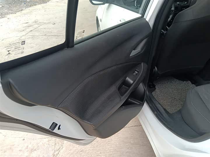 Chevrolet Onix (Cavalier) 2022 2022款 325T 自动欣悦版