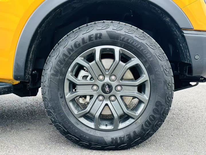 Ford Ranger 2023 2023款 野地四驱自动版 汽油