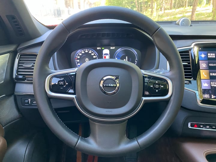 Volvo XC90 Hybrid 2022 2022款 E驱混动 T8 智尊豪华版 7座