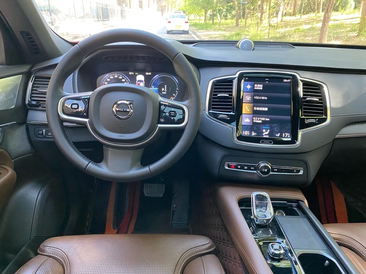 Volvo XC90 Hybrid 2022 2022款 E驱混动 T8 智尊豪华版 7座