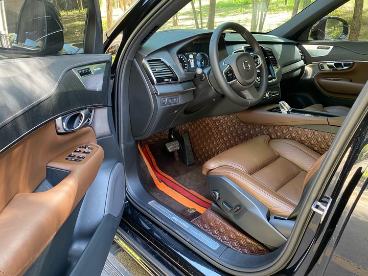 Volvo XC90 Hybrid 2022 2022款 E驱混动 T8 智尊豪华版 7座