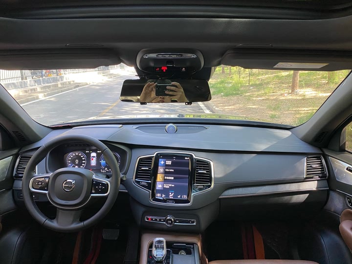 Volvo XC90 Hybrid 2022 2022款 E驱混动 T8 智尊豪华版 7座