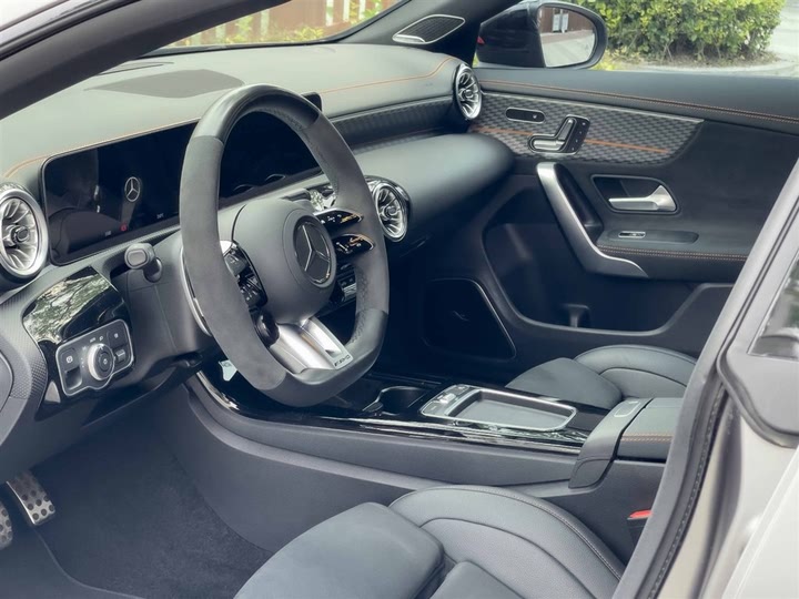 Mercedes-Benz CLA-Class AMG 2024 2024款 AMG CLA 45 S 4MATIC+ 燃擎当道特别版