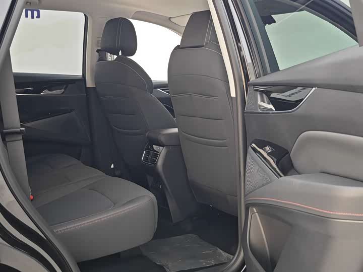 Maxus D60 2022 2022款 1.5T 自动智享版 5座