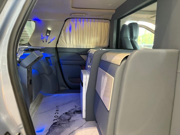 Lincoln Navigator 2020 2020款 3.5T 长轴总统版