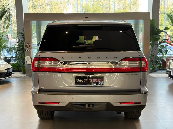 Lincoln Navigator 2020 2020款 3.5T 长轴总统版
