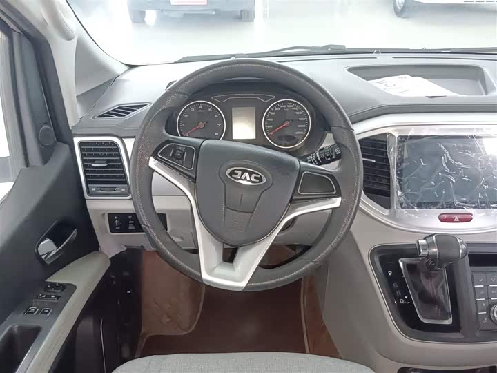 JAC Refine M4 2022 2022款 2.0TGDI 自动商旅版