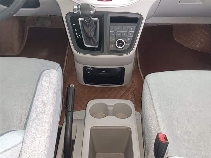 JAC Refine M4 2022 2022款 2.0TGDI 自动商旅版