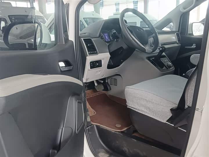 JAC Refine M4 2022 2022款 2.0TGDI 自动商旅版