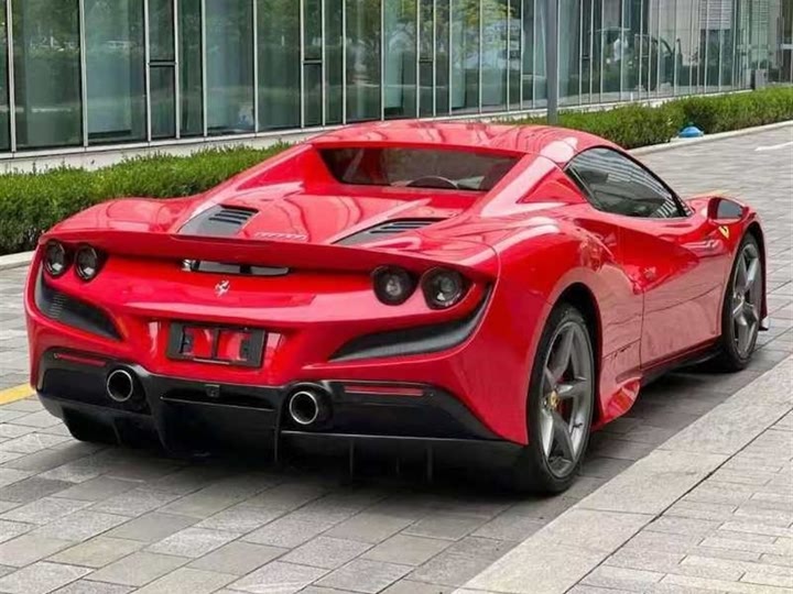2020 Ferrari F8