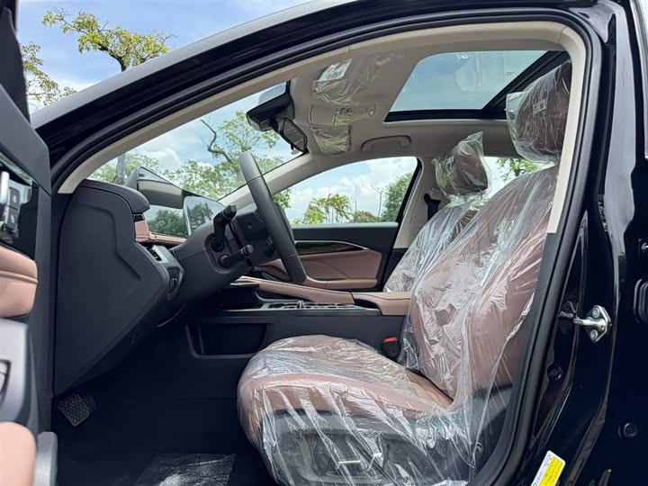 Bestune B70 2024 2024款 龙腾版 1.5T 领创型