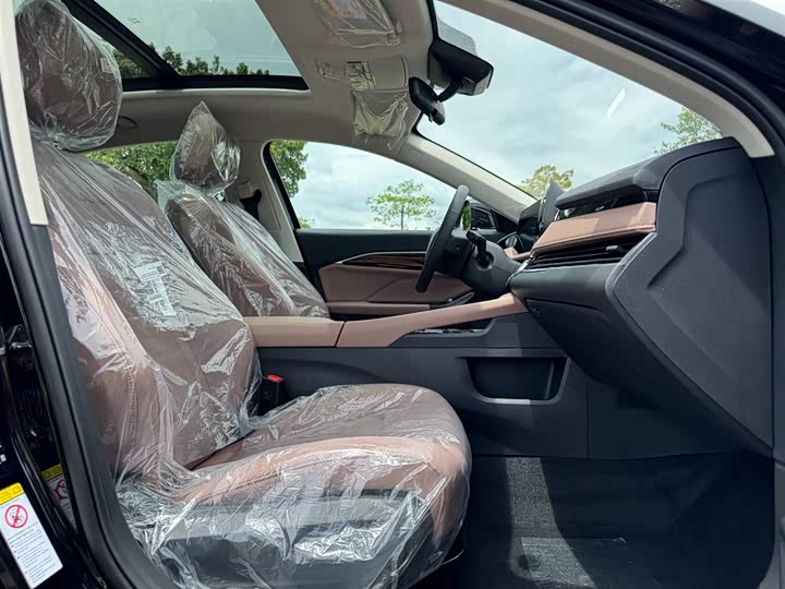 Bestune B70 2024 2024款 龙腾版 1.5T 领创型