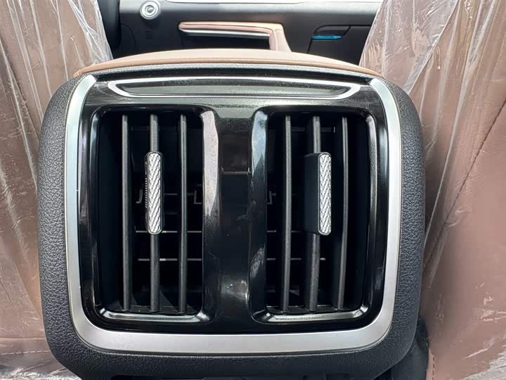 Bestune B70 2024 2024款 龙腾版 1.5T 领创型