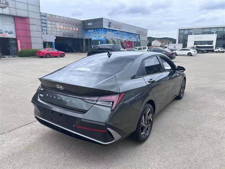 Hyundai Elantra N line 2023 2023款 1.5L CVT LUX尊贵版