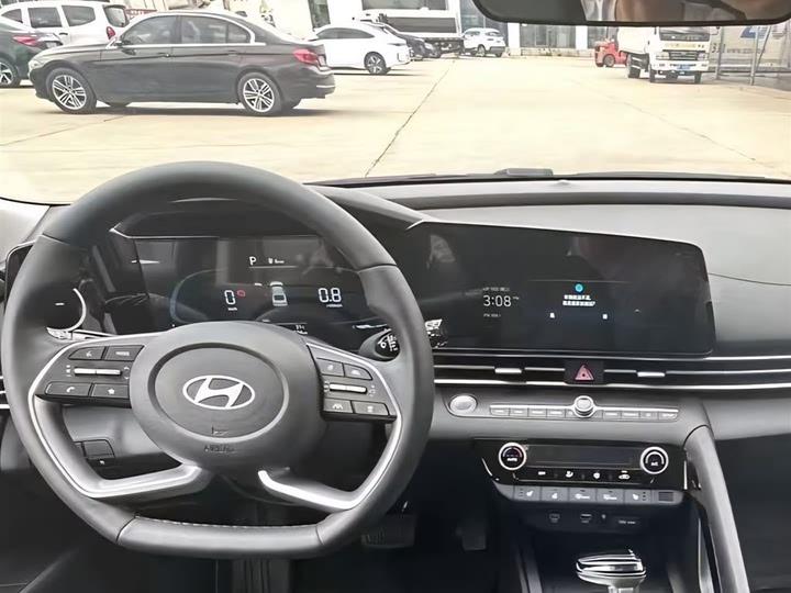 Hyundai Elantra N line 2023 2023款 1.5L CVT LUX尊贵版