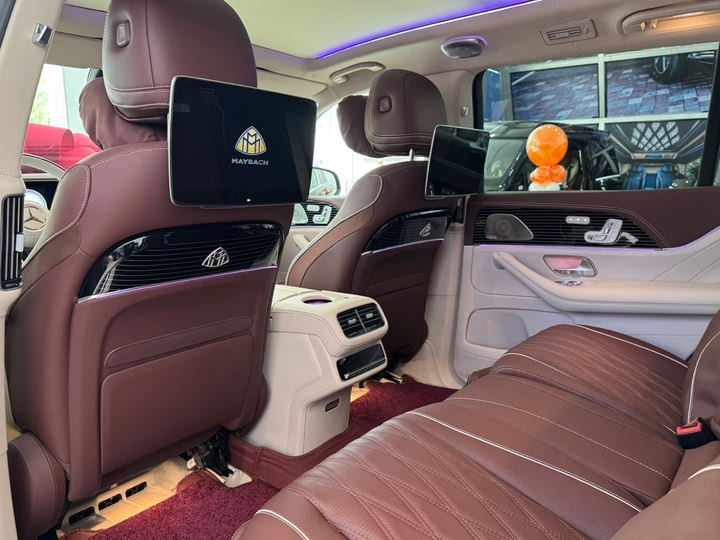 Mercedes-Benz GLS-Class 2025 2025款 GLS 450 4MATIC 动感型