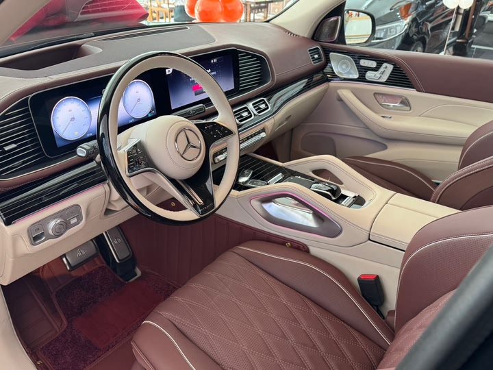 Mercedes-Benz GLS-Class 2025 2025款 GLS 450 4MATIC 动感型