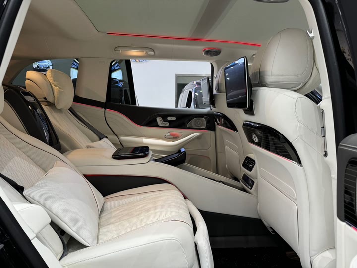 Mercedes-Benz GLS-Class 2025 2025款 GLS 450 4MATIC 动感型