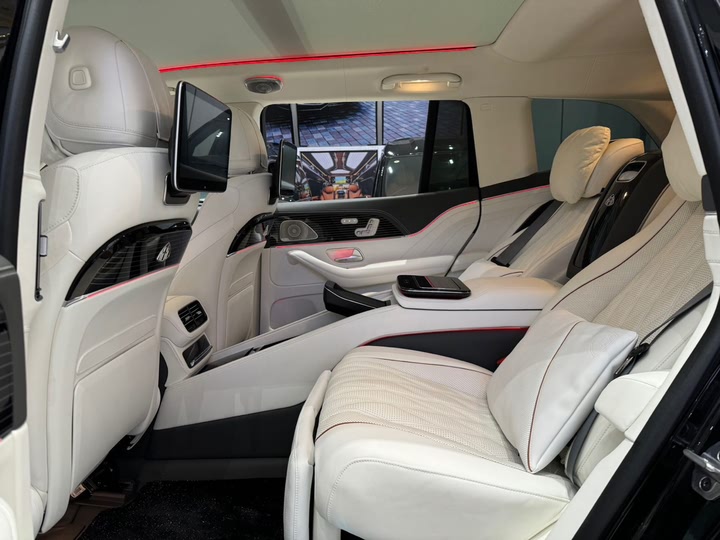 Mercedes-Benz GLS-Class 2025 2025款 GLS 450 4MATIC 动感型