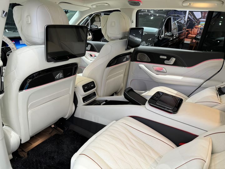 Mercedes-Benz GLS-Class 2025 2025款 GLS 450 4MATIC 动感型