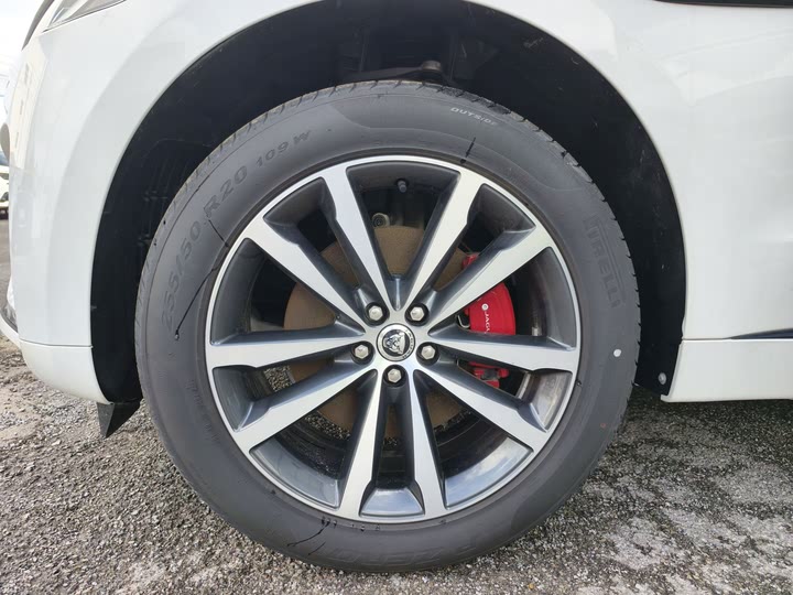 Jaguar F-Pace 2024 2024款 P250 R-Dynamic SE