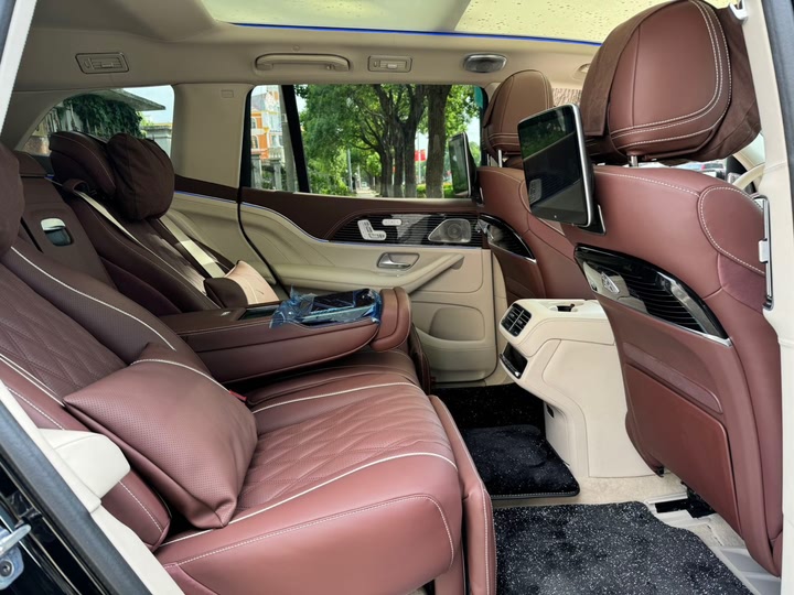 Mercedes-Benz GLS-Class 2025 2025款 GLS 450 4MATIC 时尚型