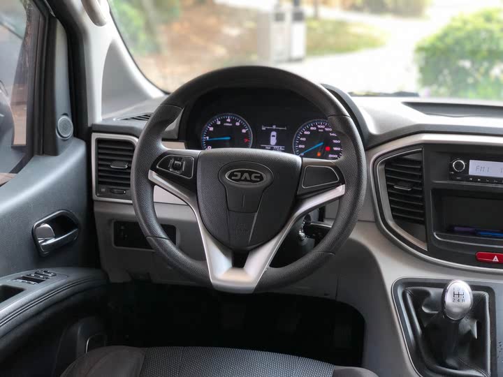JAC Refine M4 2021 2021款 2.0L 手动舒适版
