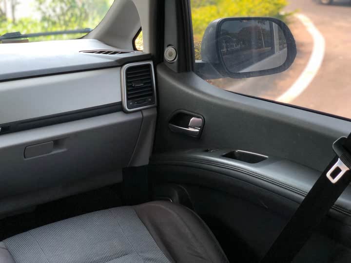 JAC Refine M4 2021 2021款 2.0L 手动舒适版