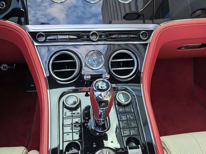 Bentley Continental GT 2022 2022款 4.0T GT V8 敞篷版