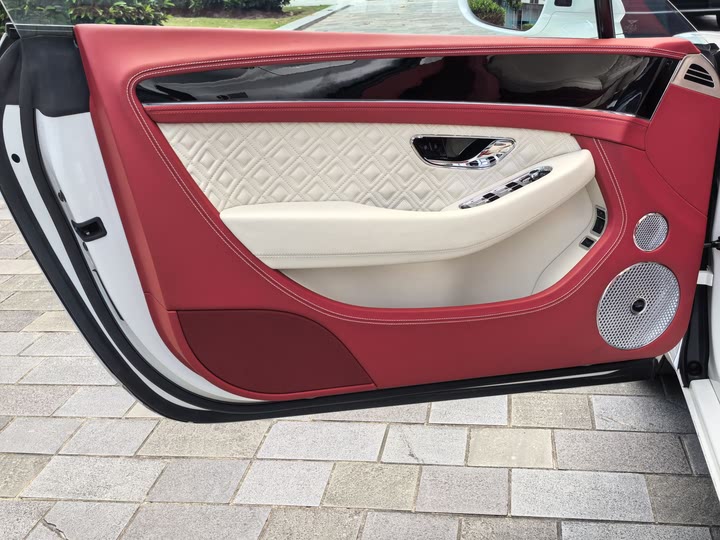 Bentley Continental GT 2022 2022款 4.0T GT V8 敞篷版