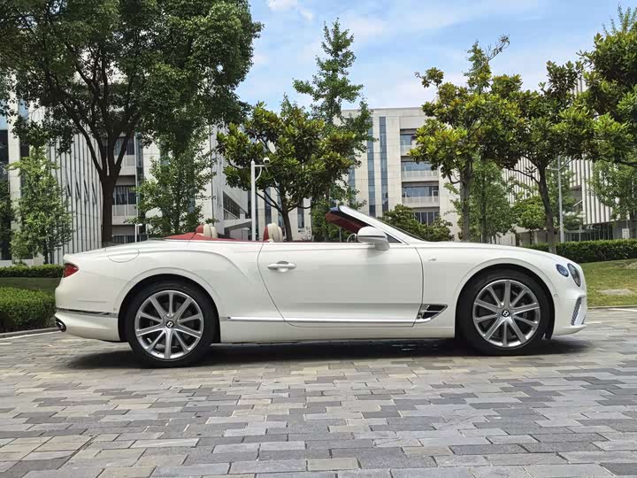 Bentley Continental GT 2022 2022款 4.0T GT V8 敞篷版
